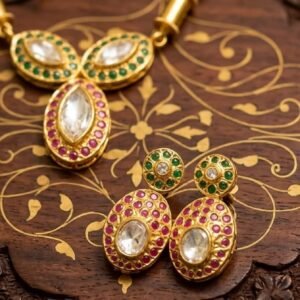 Encrusted Mesh Chain with Tri-Polki Pendant & Earrings